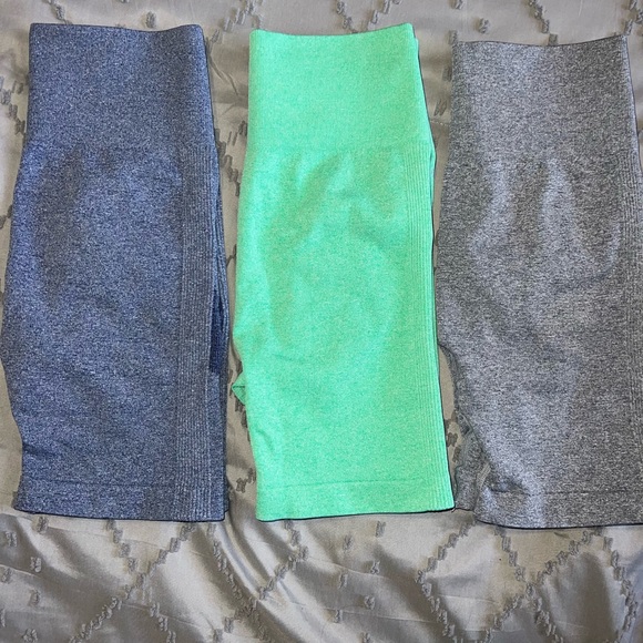 Pants - Set of 3 workout shorts